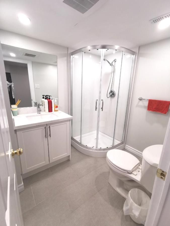 Perfect Location Comfort Private House Lower Level 2 Bedroom Unit Mississauga Exterior foto